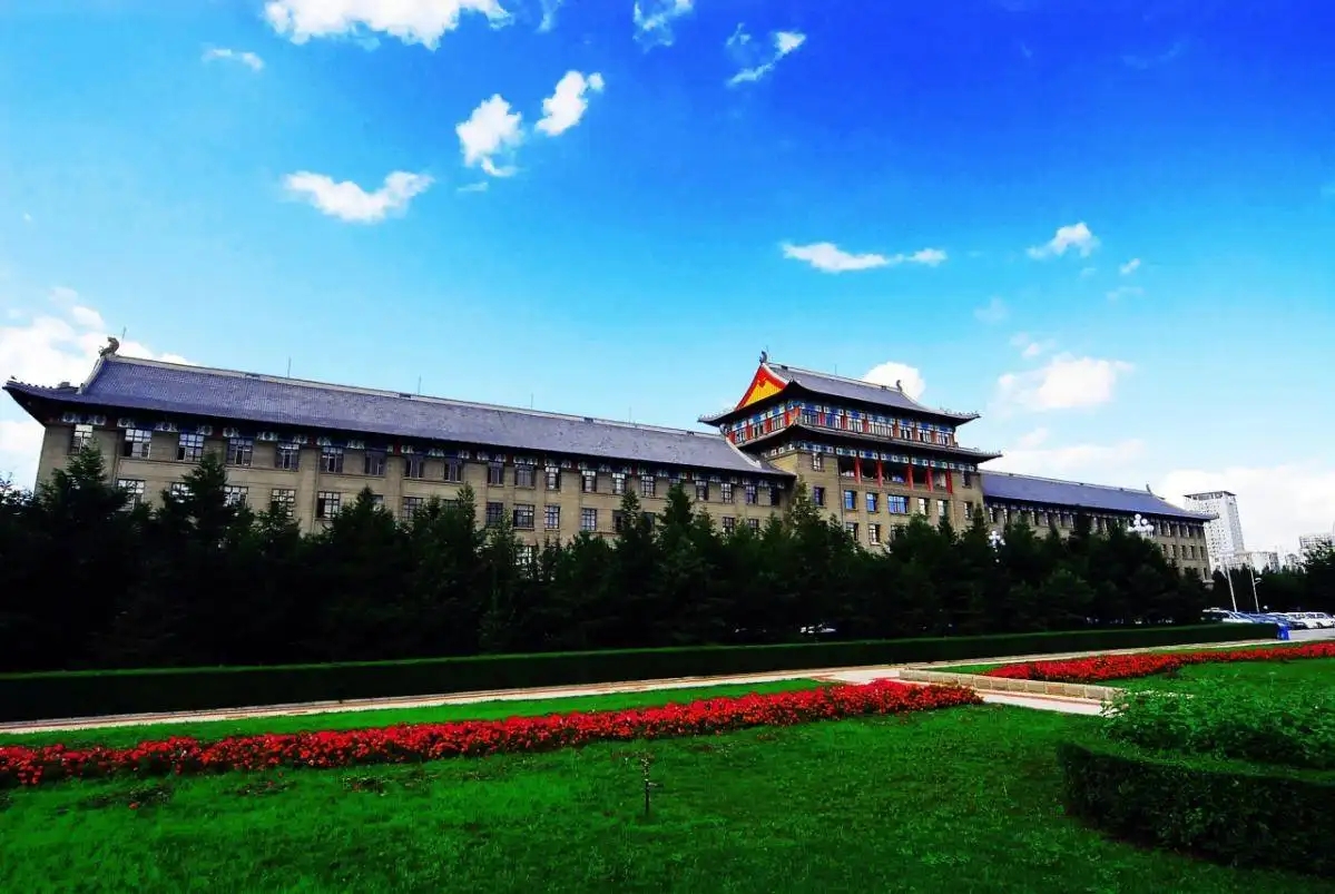 18-060056.jpg 校園圖片.webp.jpg